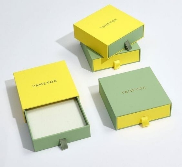 Sliding Box